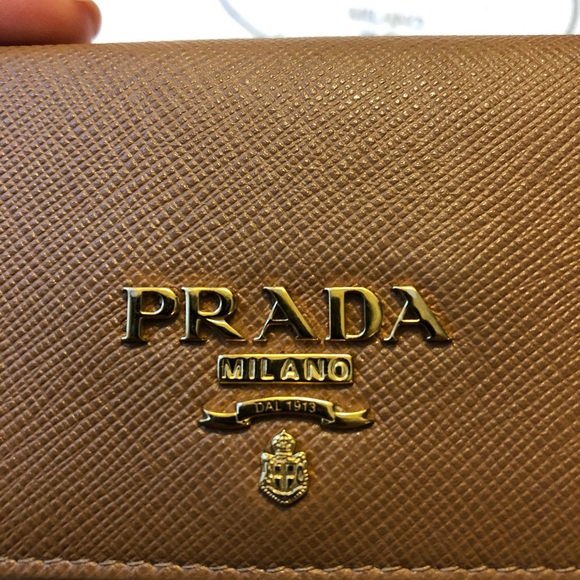Prada Wallet - Picture 4 of 8